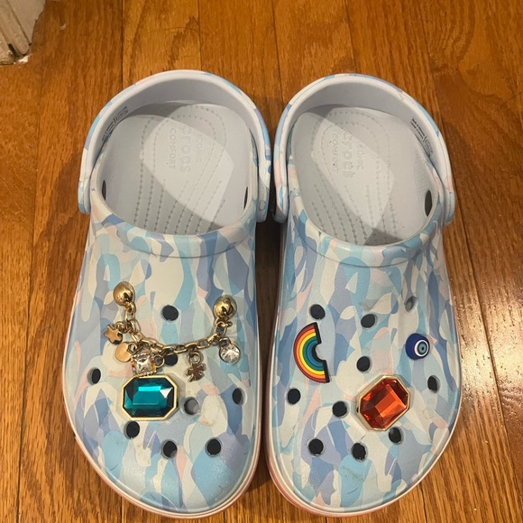 Crocs BAYABAND Blue Camo Round Toe Slip On Comfort - Mens Size 6 women size 8 - Picture 3 of 7